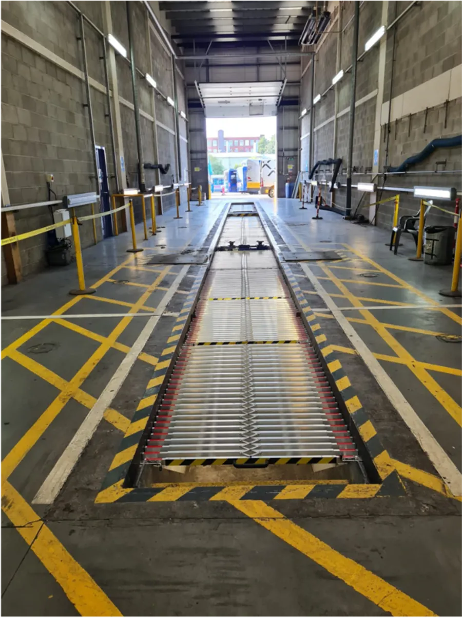 Alignment Rack Pit Cover PitProtect® Maintenance Pit Cover for Fall Protection - Kee Safety